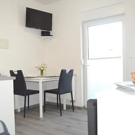 Comfortable Apartments Marijana Preko Exterior photo