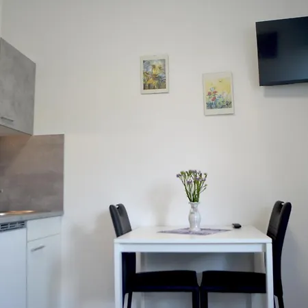 Comfortable Apartments Marijana Preko Exterior photo