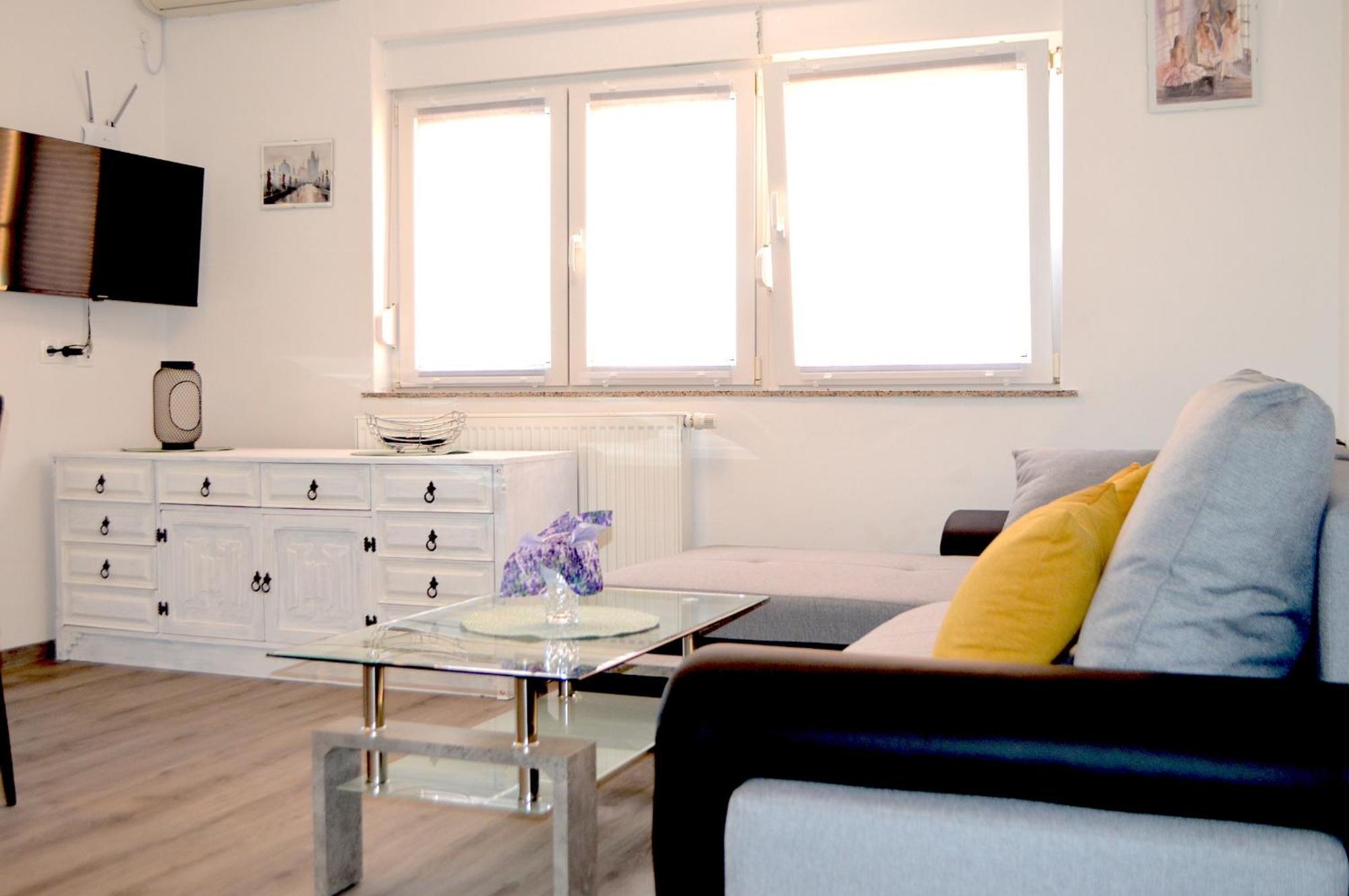 Comfortable Marijana Apartment